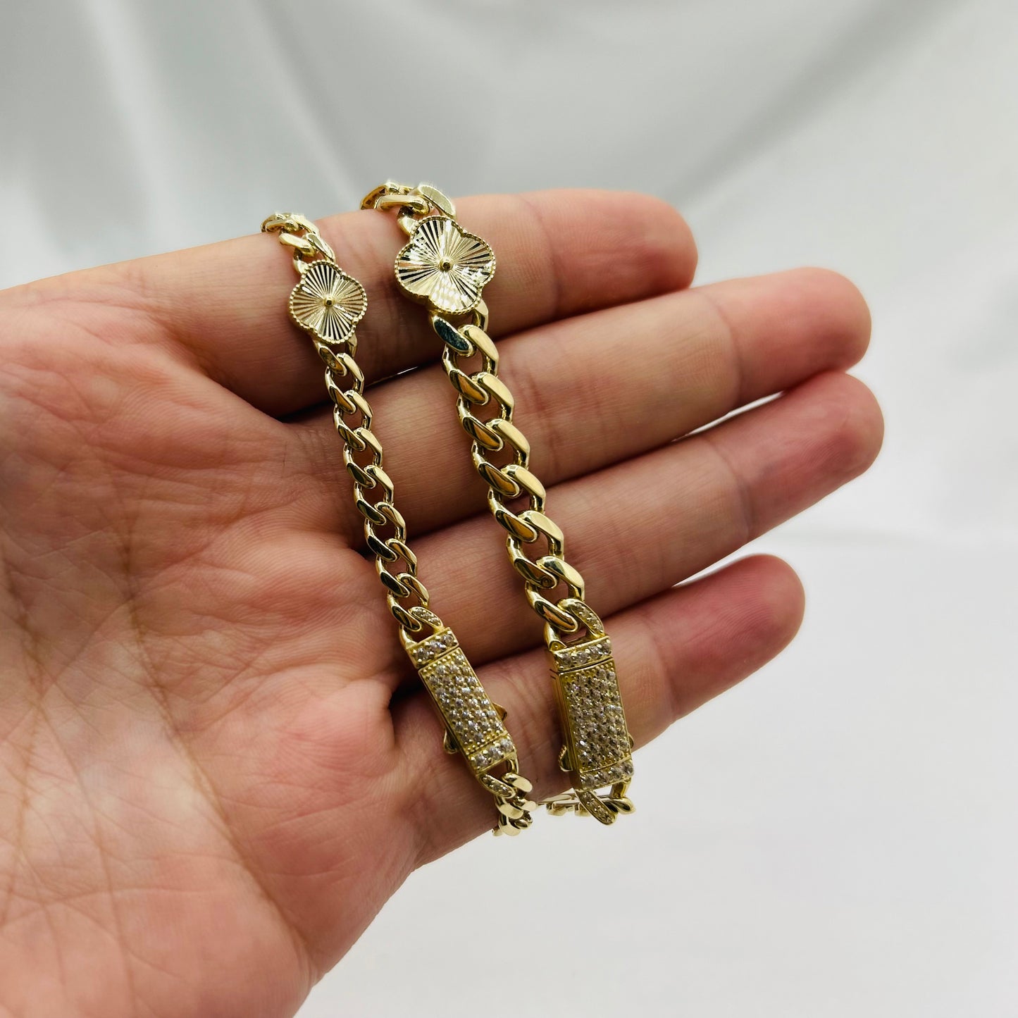Solid Gold 3 Clover Bracelet