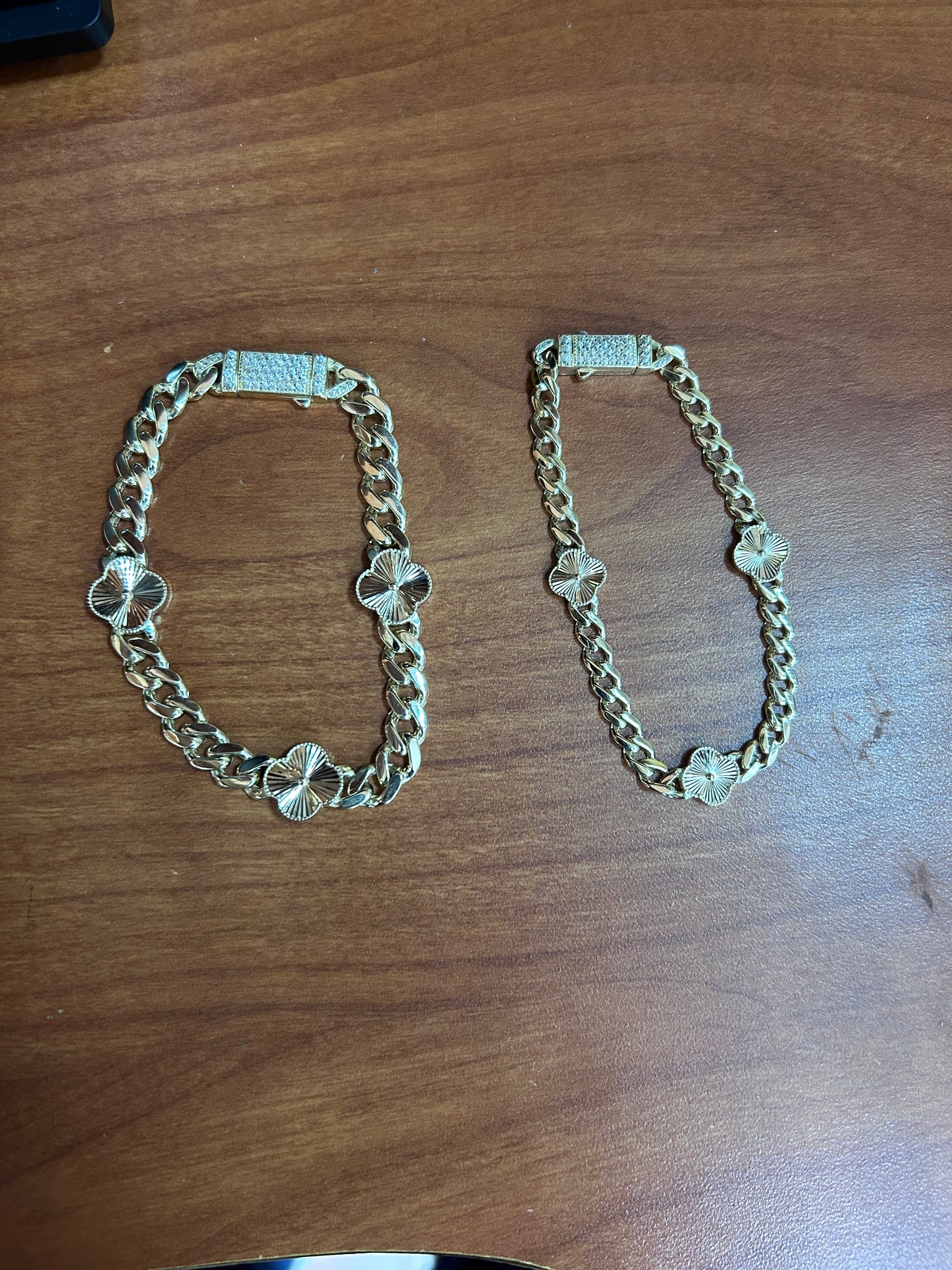 Solid Gold 3 Clover Bracelet