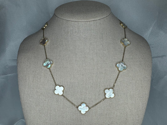 14k Gold Clover Mother of Pearl Necklace